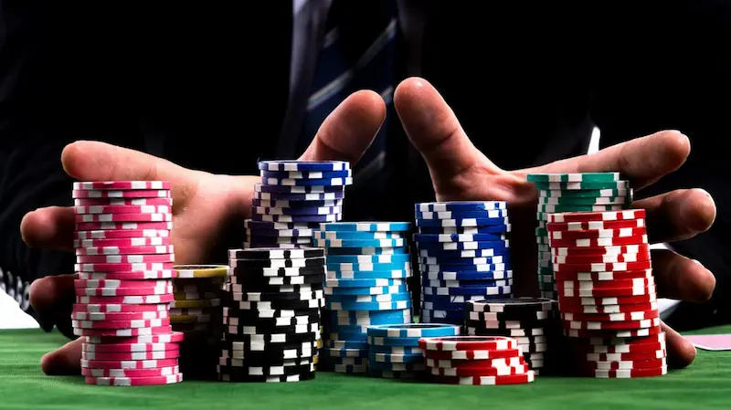 Extremely detailed instructions for playing Poker for new players